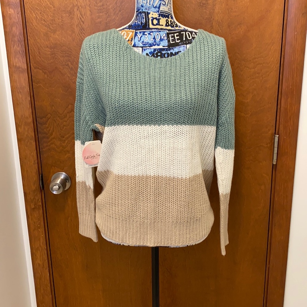 Full Circle Trends Size Medium - image 2